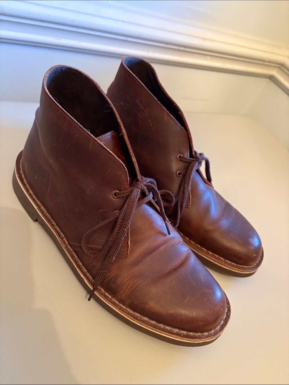 Clarks Men's Brown Leather Chukka Boots - Lace-Up Casual